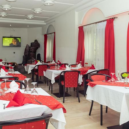 Hotel Djigui Abidjan Luaran gambar