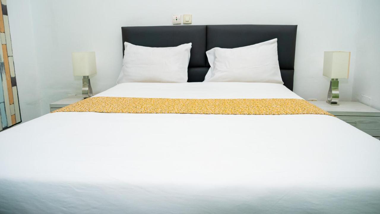 Hotel Djigui Abidjan Luaran gambar