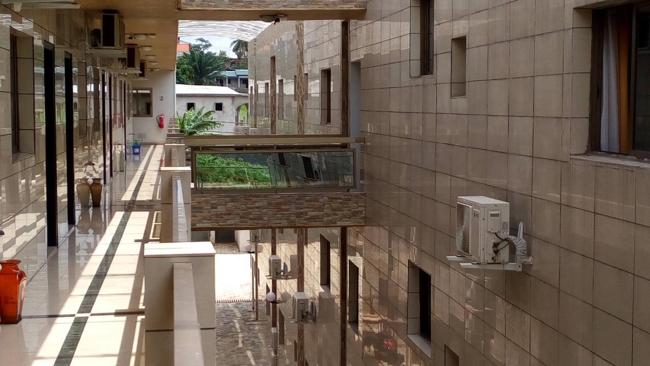 Hotel Djigui Abidjan Luaran gambar